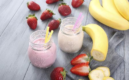 Smoothie z bananem: przepis na zdrowy napój bananowy