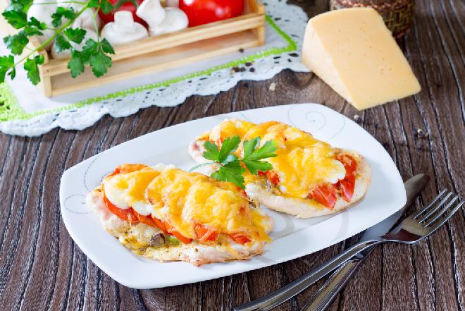 Kotlety à la pizza - przebojowy pomysł na pierś z kurczaka